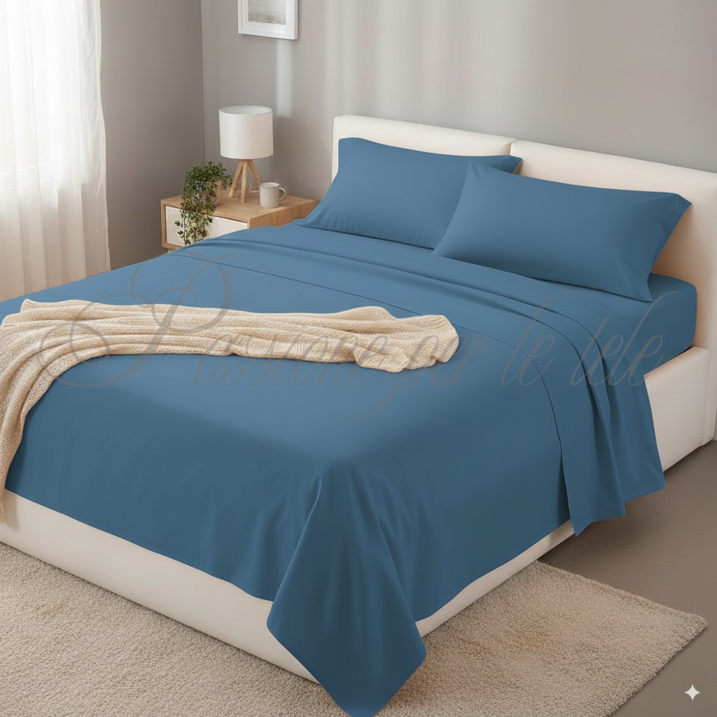 Completo lenzuola tinta unita misto cotone una piazza e mezza Celeste