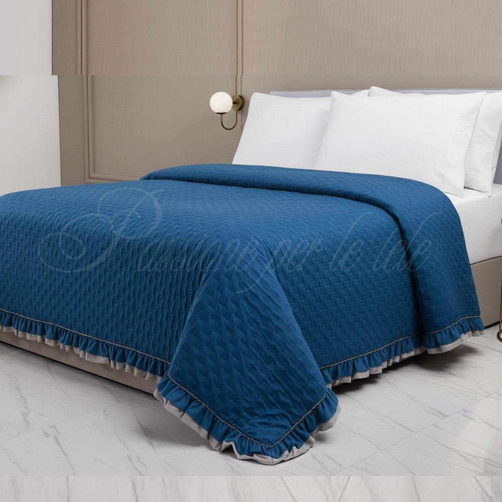 Copriletto trapuntato con volants matrimoniale 260x260 Blu